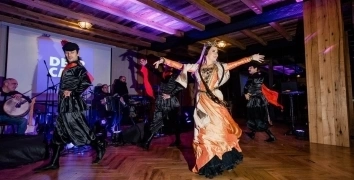 EXTERNAL MEETING AND NEW YEAR CELEBRATION FOR THE IT COMPANY | Event Studio BON