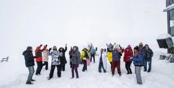 GO DUCKY NEW YEAR MICE | Event Studio BON