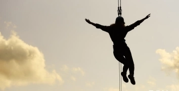 LOVE. PEACE. SKYWIND | Event Studio BON