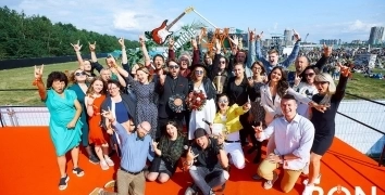 WEDDING CEREMONY AT FESTIVAL 