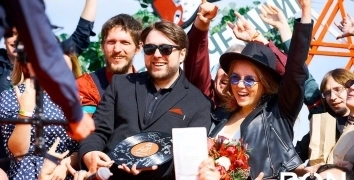 WEDDING CEREMONY AT FESTIVAL 